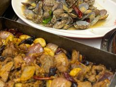 -老东镇啤酒屋海鲜加工·蒸汽海鲜·海鲜烧烤(台东店)