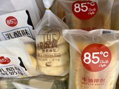 -85度C(生甜甜圈研究工坊·上海平凉店)