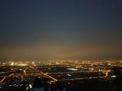 -鬼笑石后山停车场