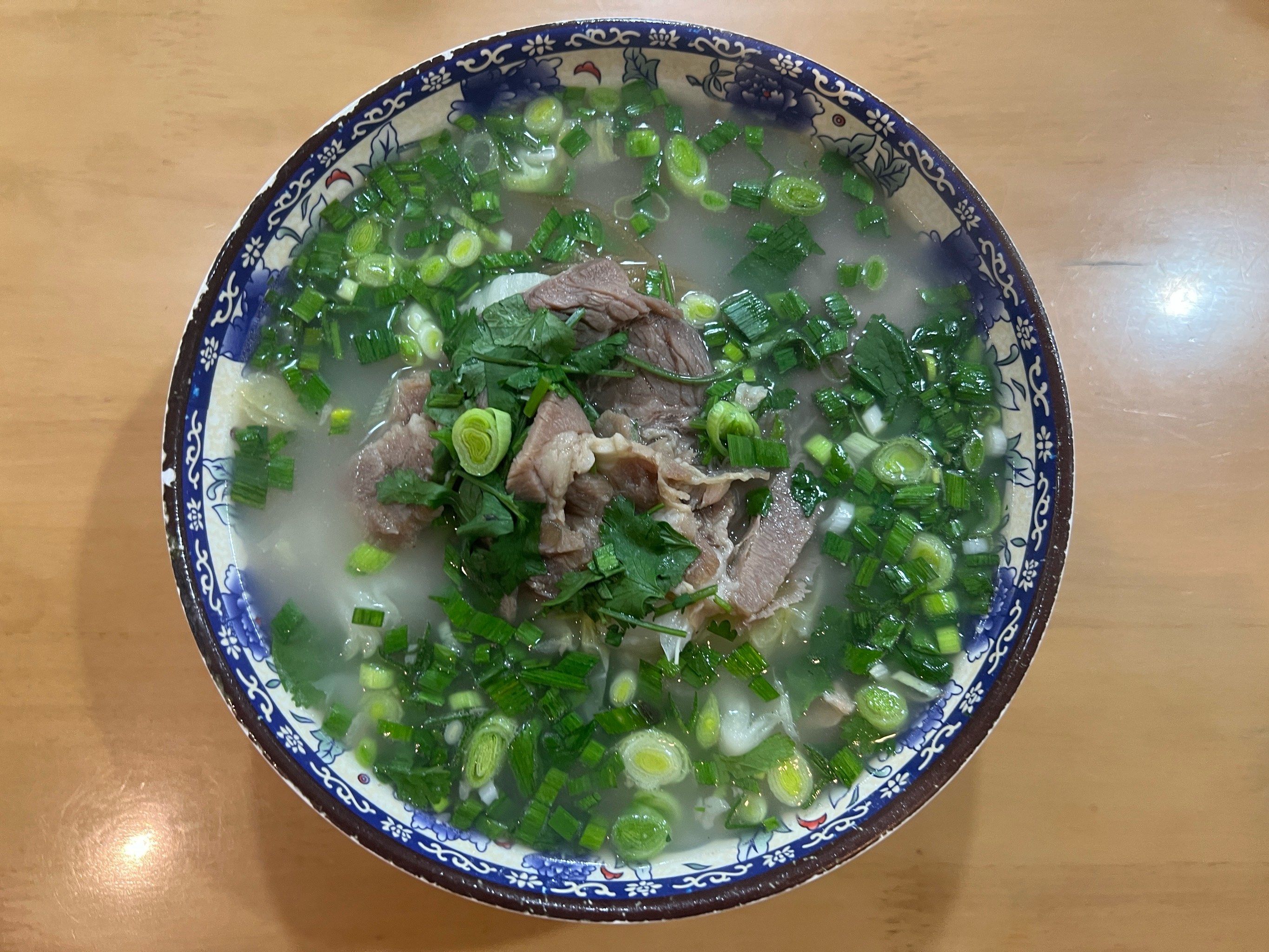 牛肉汤一碗解冻寒!