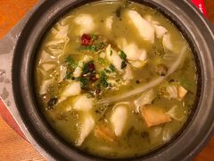 -周鱼小馆石锅酸菜鱼(活力汇店)