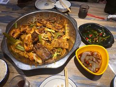 -嘎嘎鸭下巴·爆辣干锅(明教寺店)