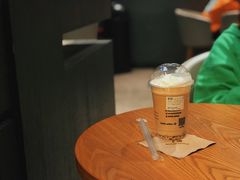 -瑞幸咖啡(新世界中心店)