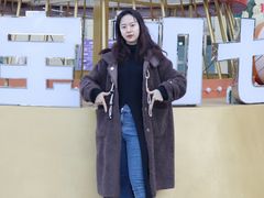 -万宝财富商业广场