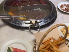 -左庭右院鲜牛肉火锅(浦江欢乐颂店)