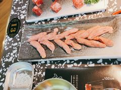 -黑牛の場烤肉(摩天活力城店)