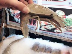 -J Daeng Seafood