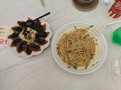 -肥肥虾庄·金牌油焖大虾(沙湖店)