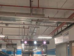 -经纬汇-停车场