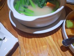 -花溪雨·森林餐厅(石基店)