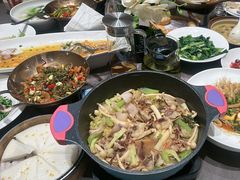 -香山湖家家宴(中山陵店)