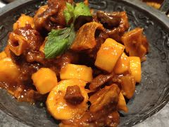 宝鼎焖牛尾-佳兰雅序融合菜(高新店)