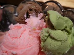 冰淇淋自助-哥老官重庆美蛙鱼头(西湖银泰十一哥店)