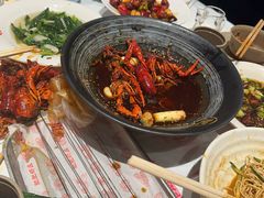 -肥肥虾庄·金牌油焖大虾(杨园滨江时代walk店)