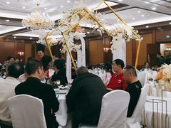 -山明水秀大饭店