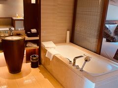 -西双版纳融创皇冠假日度假酒店