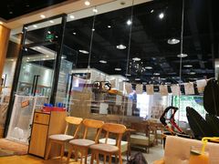 -藏猫猫咖啡主题馆(中央大道店)