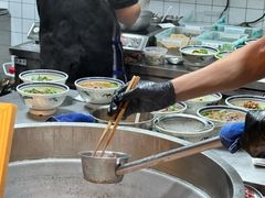 -云阿蛮云南生烫牛肉米线(奉贤路店)