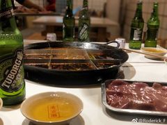 -岗上渣渣老火锅(两路口店)