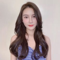 -MODEL'S HAIR