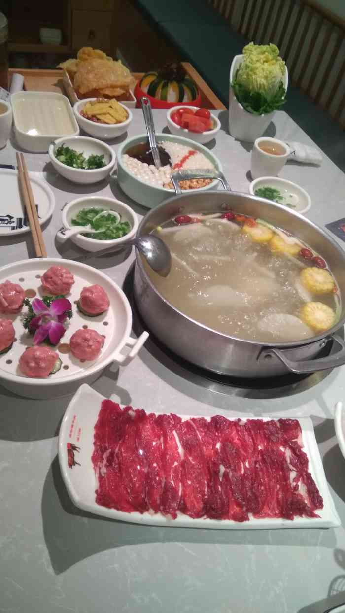 俏牛哥鲜牛肉牛肆馆(重庆天地店)-"92探店:俏牛哥鲜牛肉牛肆馆 99