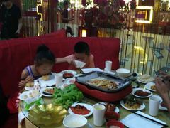 卡座-维纳斯火锅烤肉自助餐厅
