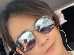 -回瑞眼镜·蔡司·依视路官方授权店(广益路万达店)