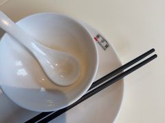 -巷子宽·酸菜鱼(迪士尼小镇店)