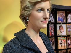 -曼谷杜莎夫人蜡像馆