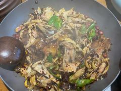 擂辣椒烧手撕鸡-吃饭皇帝大(合生汇店)