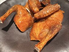 脆炸乳鸽-荣小馆(安达仕店)