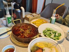 -有红鸡毛店·川菜(建设路店)