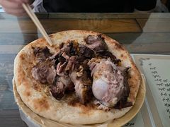 -艾力江和田馕坑烤肉店