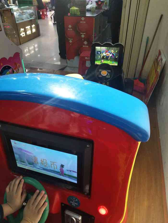 昌宏百货(布吉店)-"由于深圳近期下雨的原因,很久没去昌宏购物.