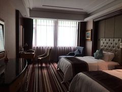 -长沙钦天·悦酒店(万家丽广场高桥北地铁站店)