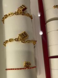 -周大福CHOW TAI FOOK(浦东八佰伴店)