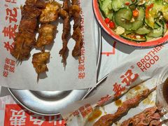 -老表记广西宵夜螺蛳鸭脚煲(东盟店)