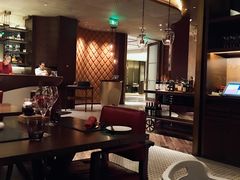 -恰餐厅及酒吧 CHAR Bar & Grill (北京丽都皇冠假日店)