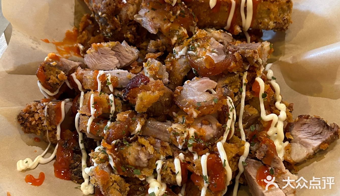 韩式炸猪蹄！！个人觉得无法超越。。。