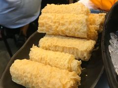 -鲜入围煮花胶鸡海鲜火锅