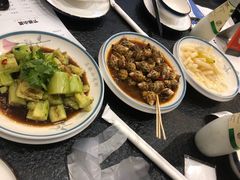 -三妹小龙虾·黄油蟹(华侨城总店)