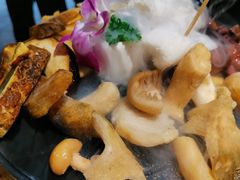 -一朵菌·野生菌探索家火锅(南亚店)