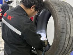 -友谊汽车维修保养·钣金喷漆事故定损·洗车贴膜