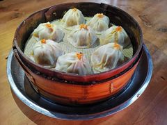 蟹粉小笼包-忆秦园小笼包(惠山古镇总店)