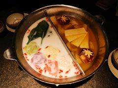 -湊湊火锅·茶憩(新中关购物中心店)