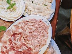 -华哥新鲜猪精品美食