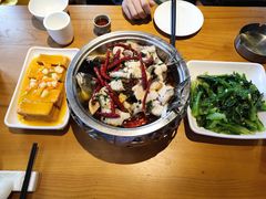 -隔壁老王·家常云南菜(花巷店)