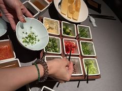 -左庭右院鲜牛肉火锅黑金店(陆家嘴中心店)