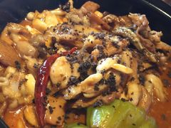 -云海肴·汽锅鸡·云南菜(天山百盛优客店)