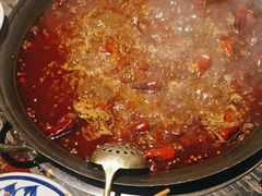 -旧街市鲜货老火锅(大光路店)